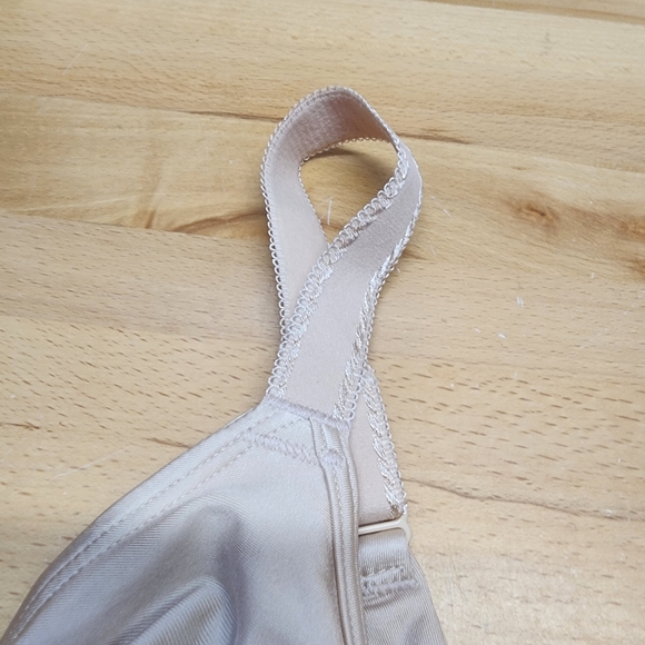 Wacoal Bra 42DDD beige - Picture 3 of 5